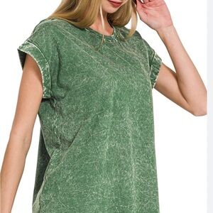 Zenana Crinkle Washed Round Neck Folded Short Sleeve Tee
